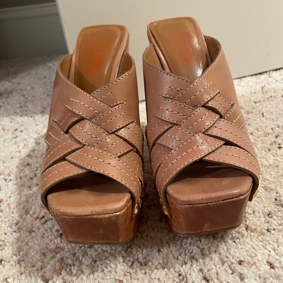 Michael Kors Platform Slides - Picture 11 of 12